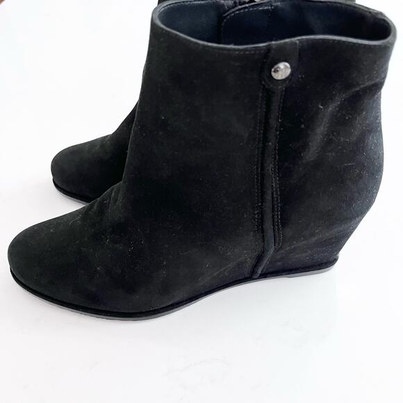 STUART WEITZMAN black 'Sidetrack' suede wedge ANKLE BOOTS - Picture 3 of 8